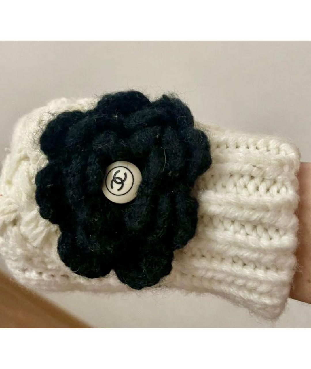 CHANEL Белые шерстяные митенки, фото 2