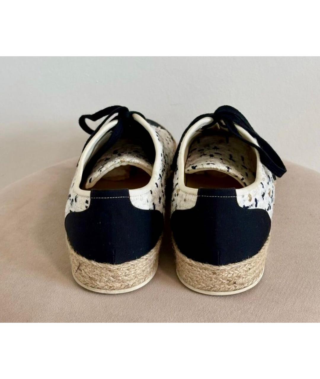 CHANEL Белые текстильные кеды, фото 2