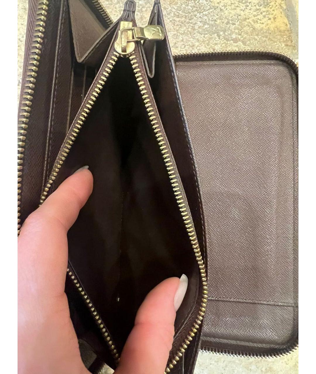 LOUIS VUITTON Коричневый кожаный кошелек, фото 3