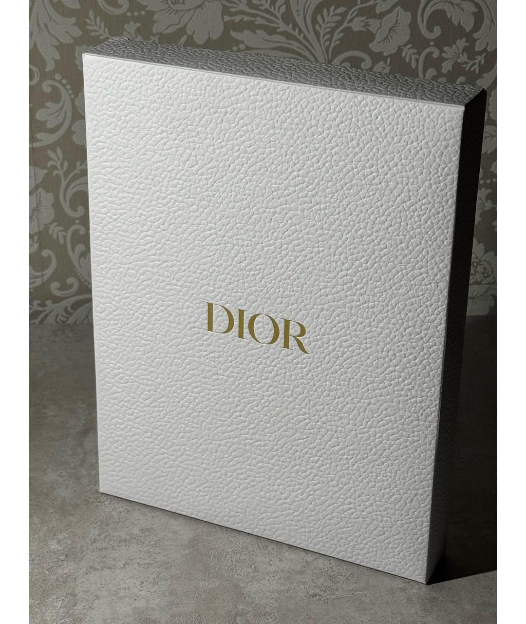 CHRISTIAN DIOR Книга, фото 7