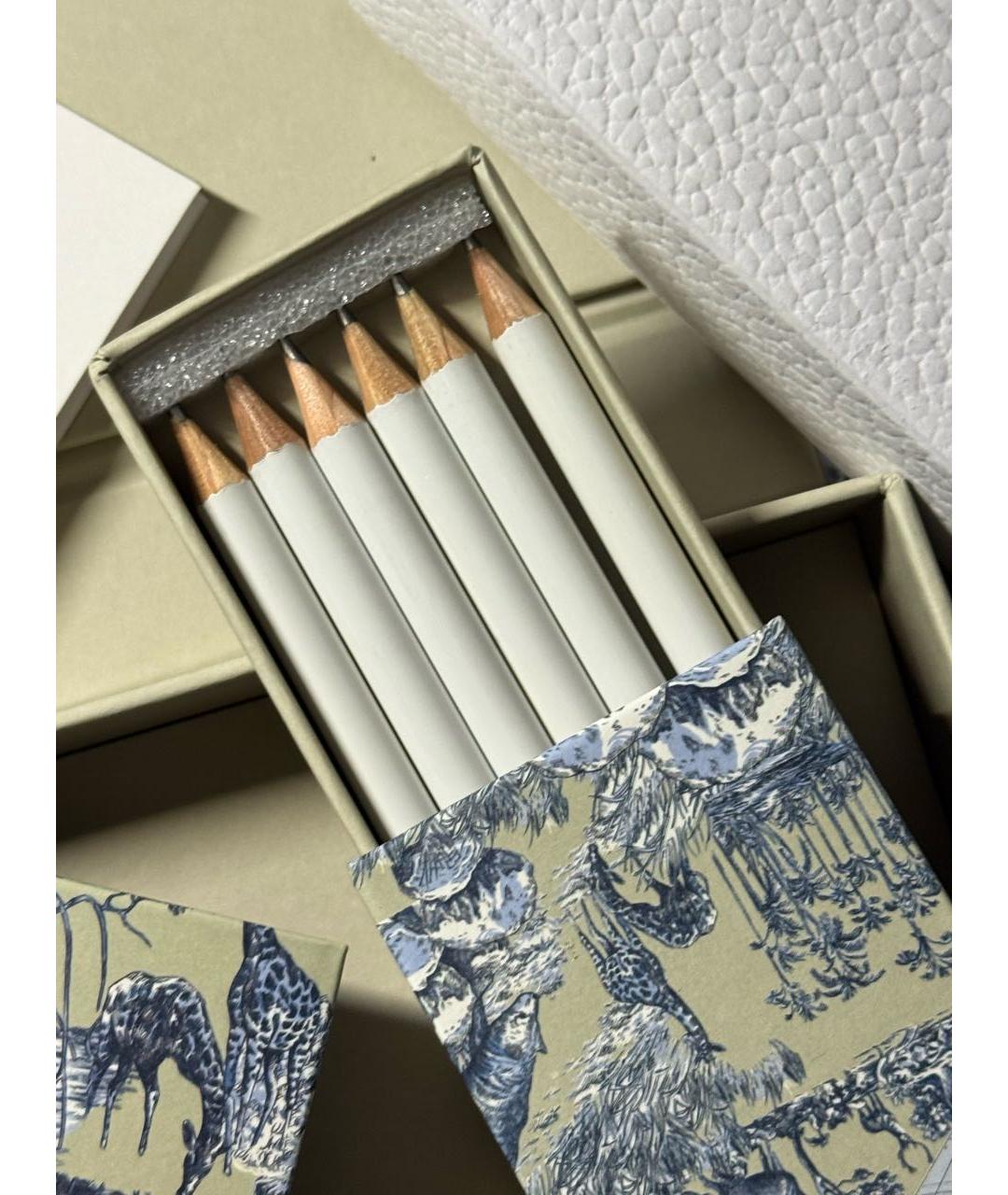 CHRISTIAN DIOR Книга, фото 6