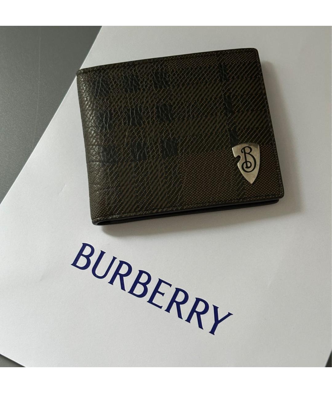 BURBERRY Коричневый кожаный кошелек, фото 7