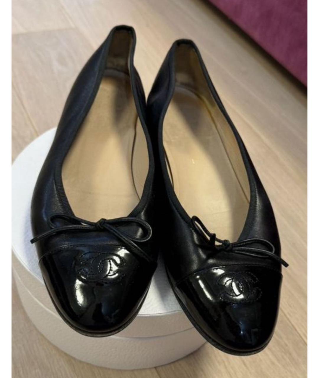 CHANEL Черные кожаные балетки, фото 2