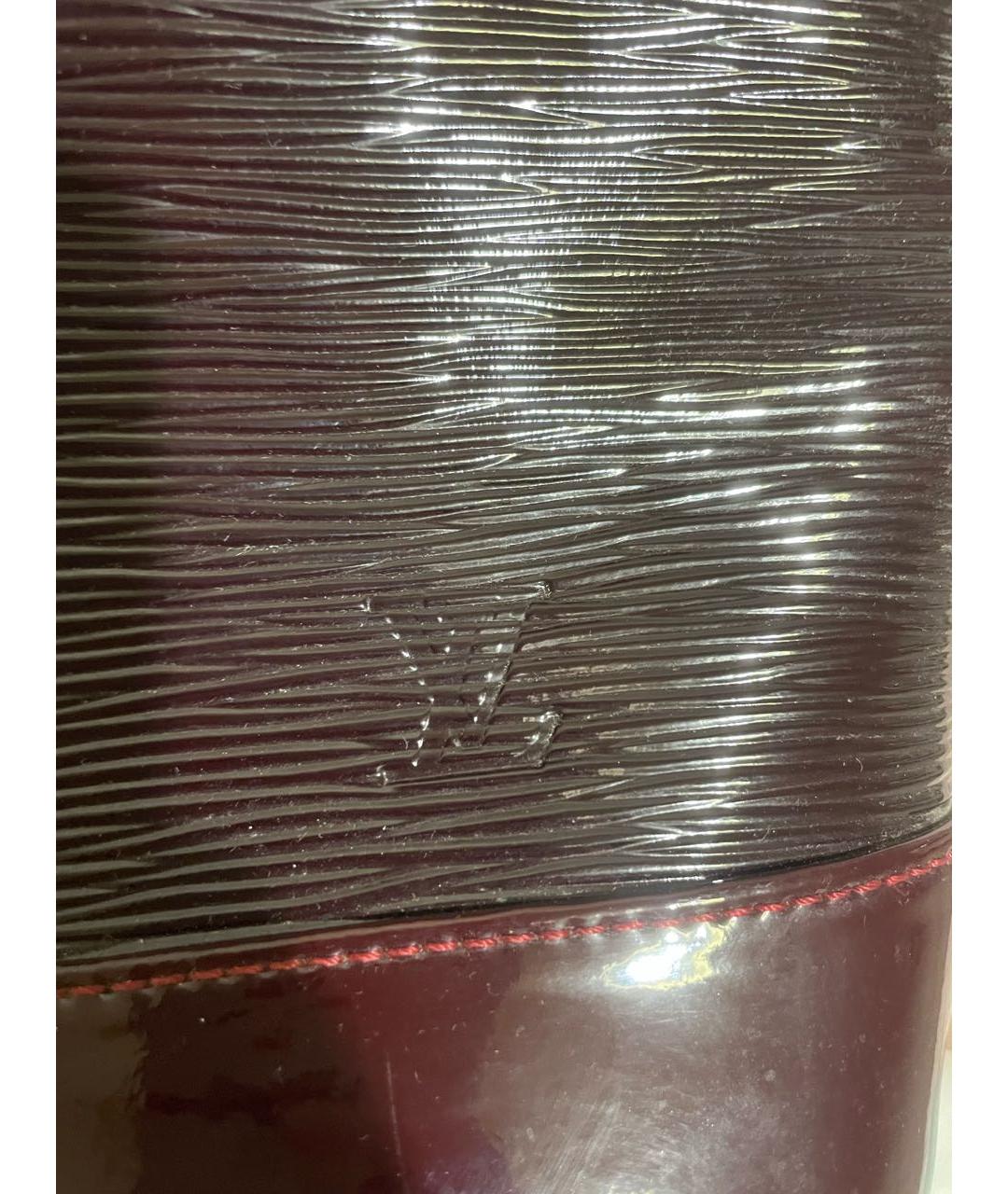 LOUIS VUITTON Бордовая сумка с короткими ручками из лакированной кожи, фото 5