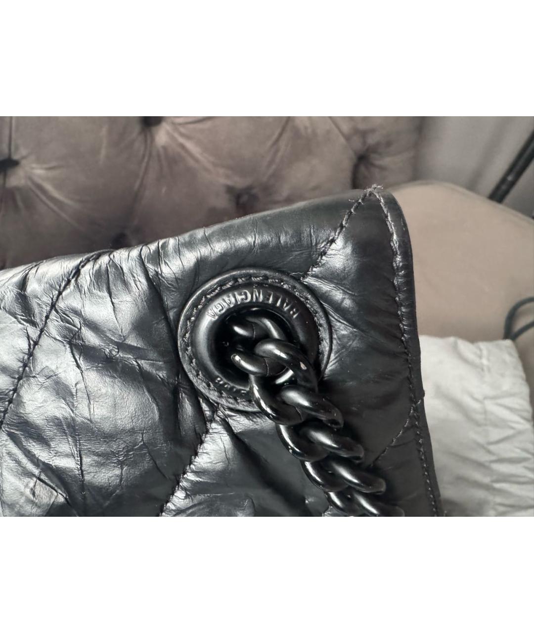 BALENCIAGA Черная кожаная сумка через плечо, фото 5