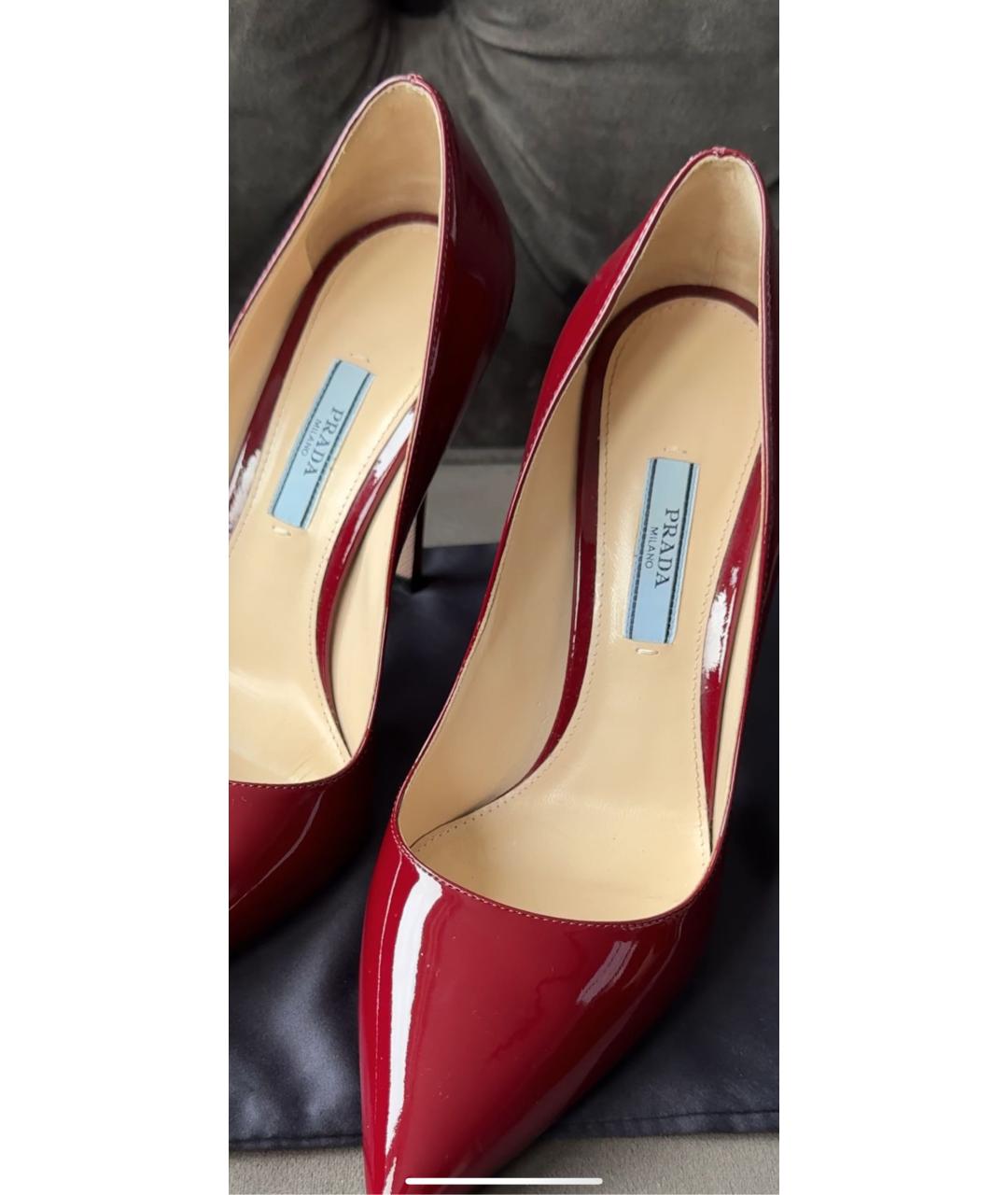 PRADA Бордовые туфли из лакированной кожи, фото 3