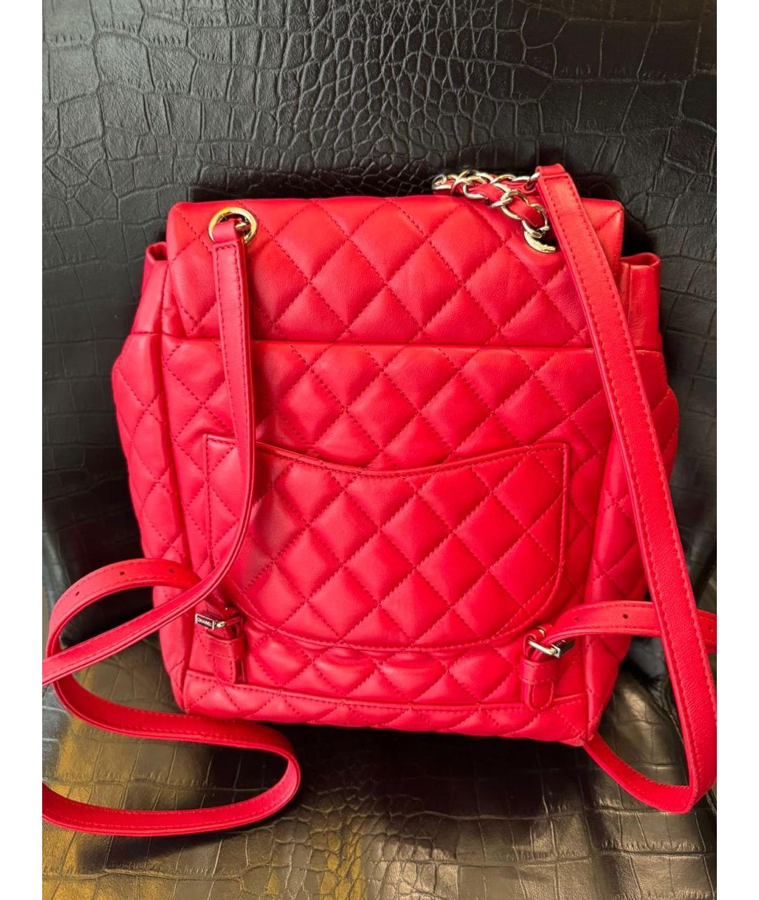 CHANEL Красный кожаный рюкзак, фото 2