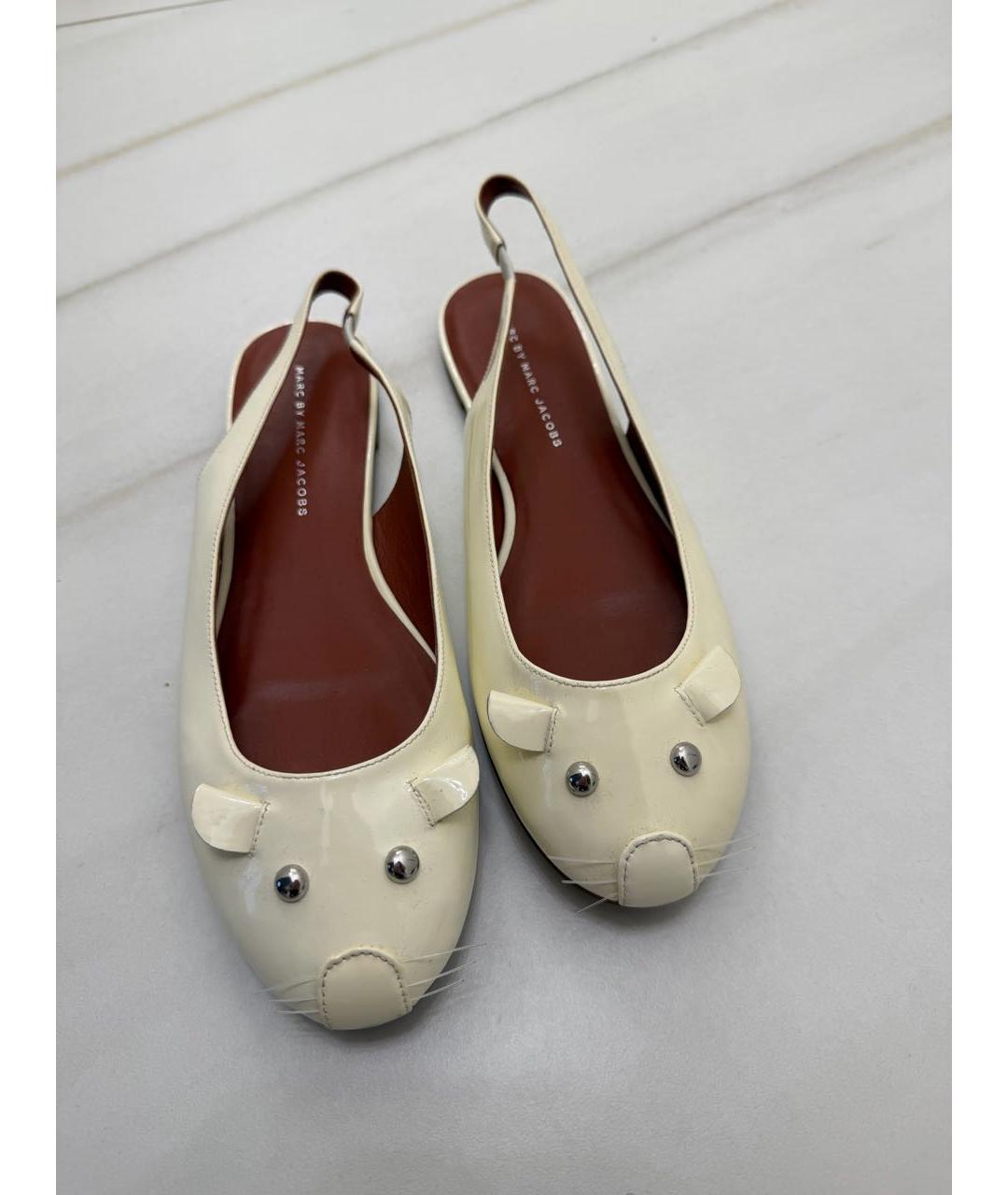 MARC JACOBS Бежевые кожаные балетки, фото 2