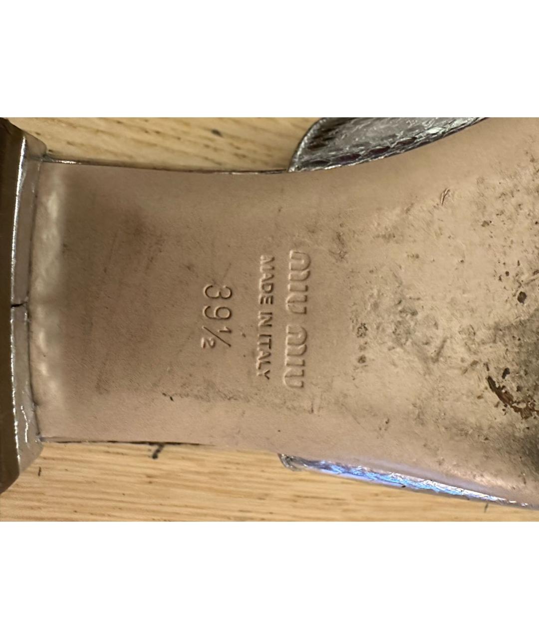 MIU MIU Серебряные кожаные шлепанцы, фото 5