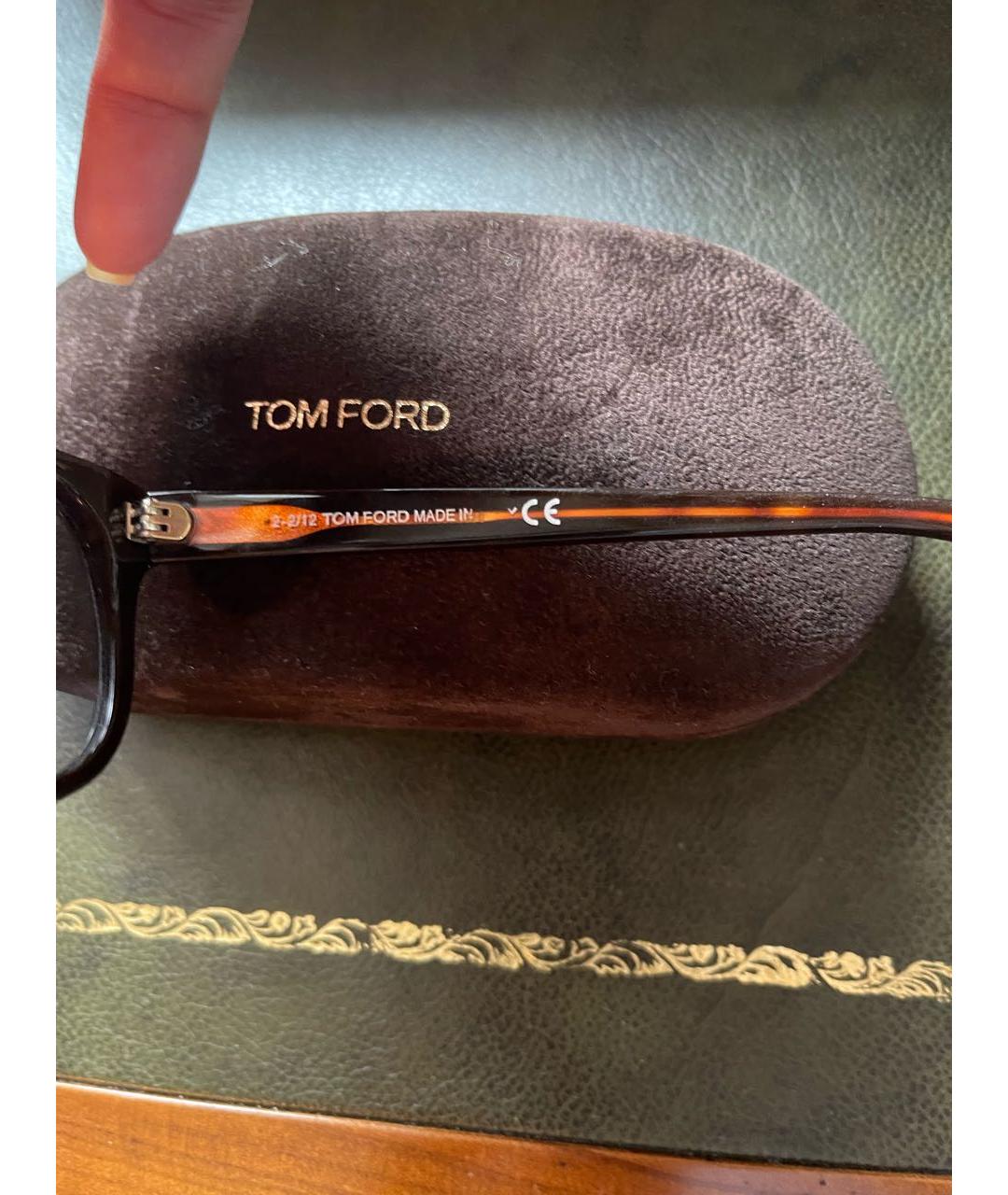 TOM FORD Коричневые пластиковые солнцезащитные очки, фото 3