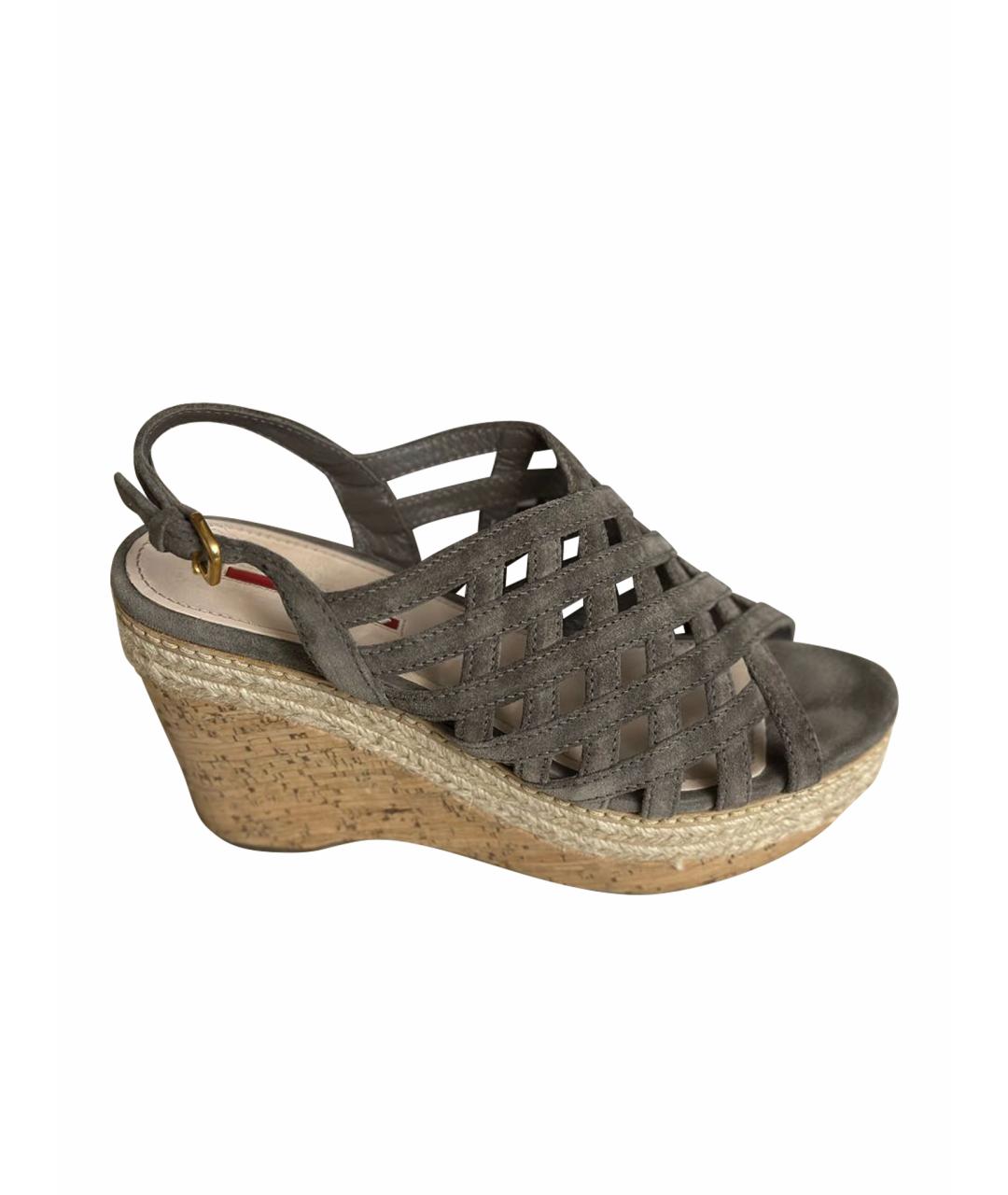 PRADA Серые замшевые босоножки, фото 1