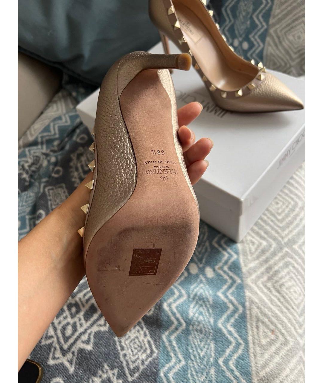 VALENTINO Золотые кожаные туфли, фото 6