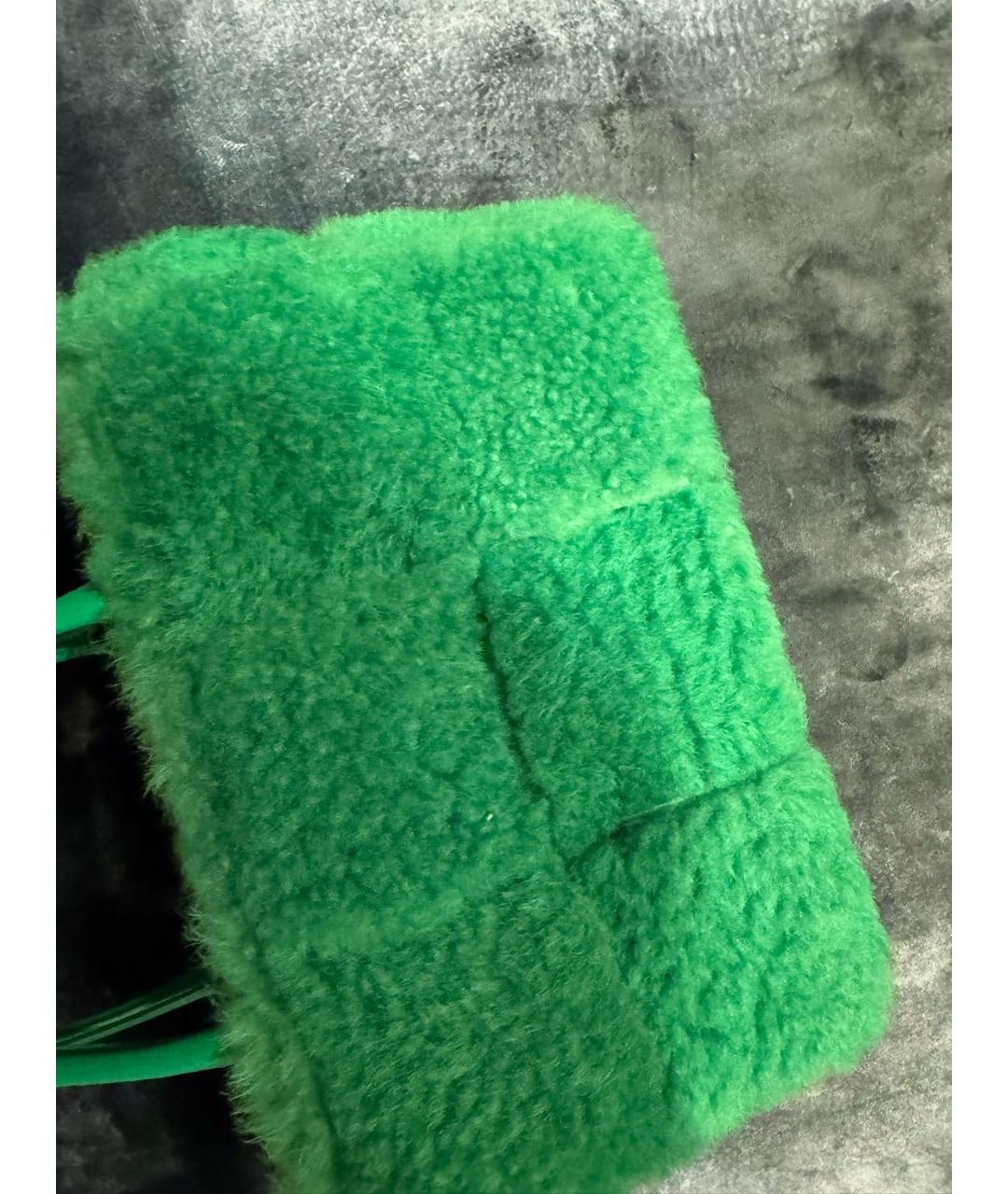 BOTTEGA VENETA Зеленая меховая сумка тоут, фото 4
