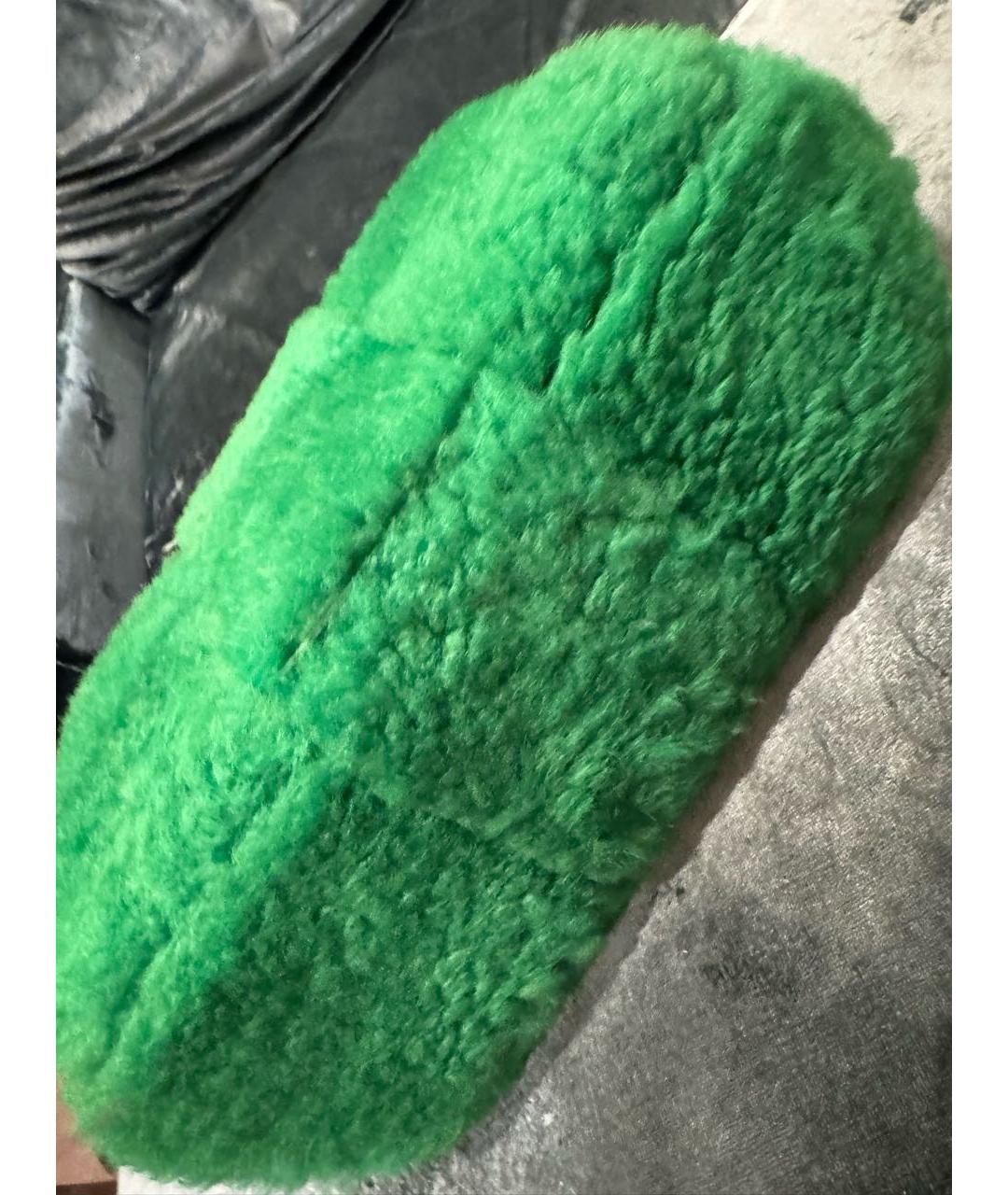 BOTTEGA VENETA Зеленая меховая сумка тоут, фото 3