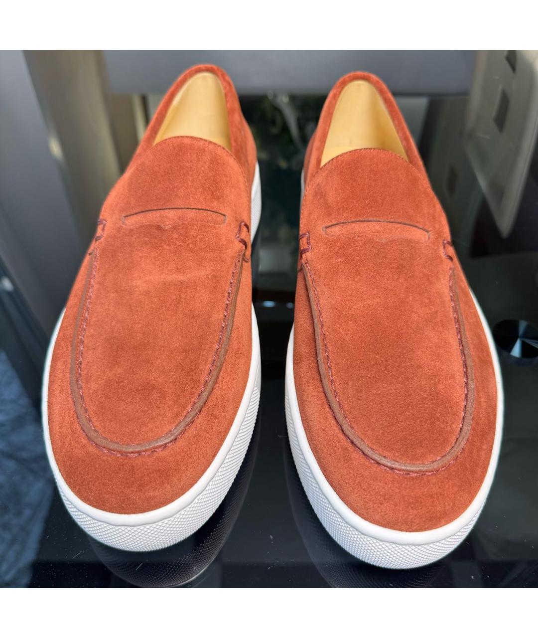 CHRISTIAN LOUBOUTIN Бордовые замшевые слипоны, фото 2