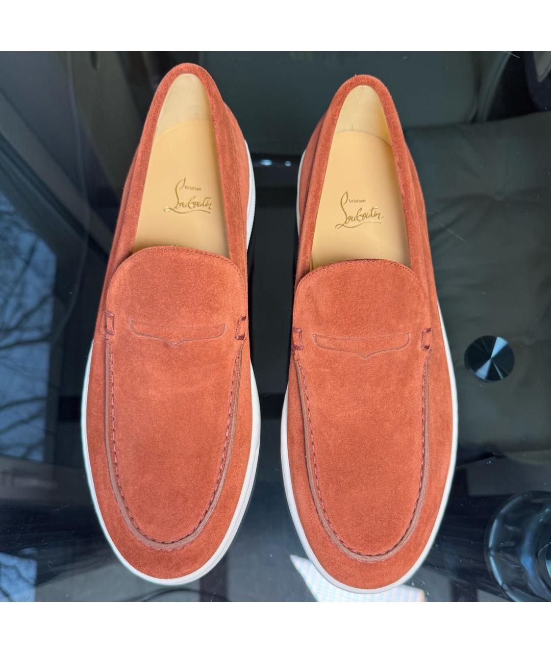 CHRISTIAN LOUBOUTIN Бордовые замшевые слипоны, фото 3