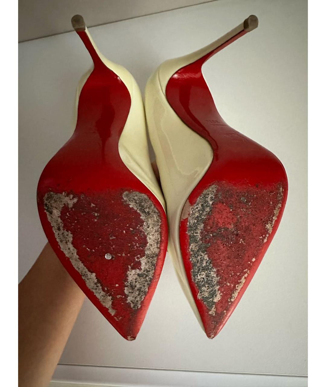 CHRISTIAN LOUBOUTIN Белые туфли из лакированной кожи, фото 5