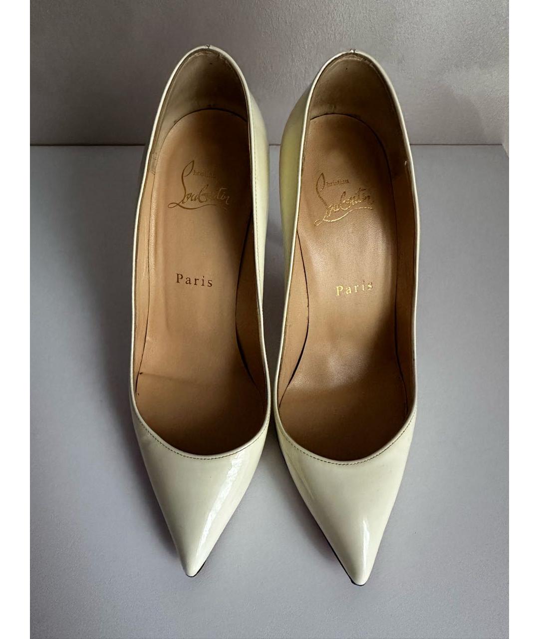 CHRISTIAN LOUBOUTIN Белые туфли из лакированной кожи, фото 2