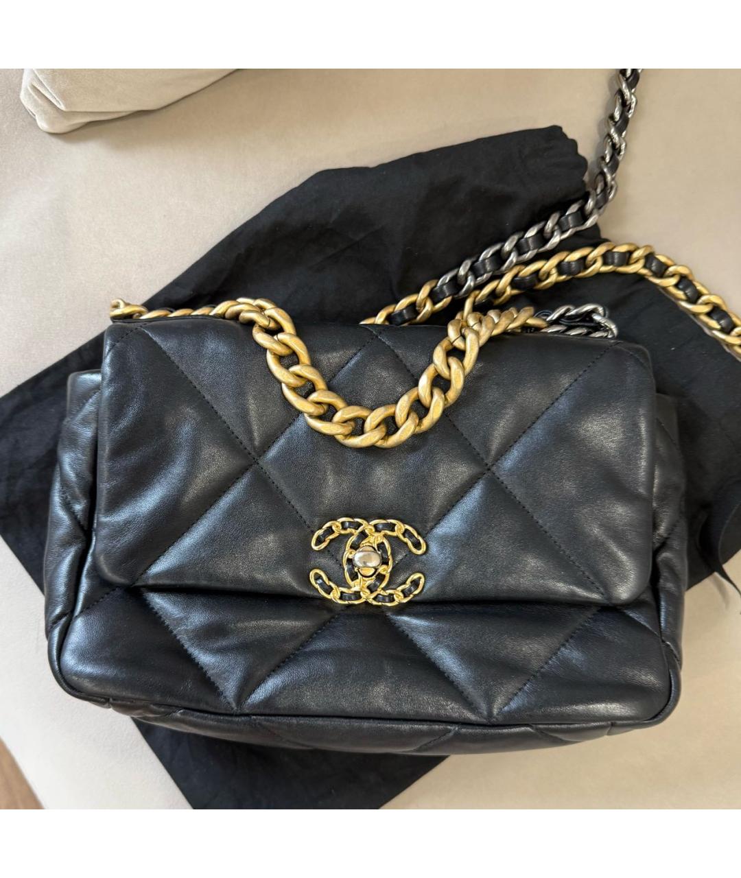 CHANEL Черная кожаная сумка через плечо, фото 5
