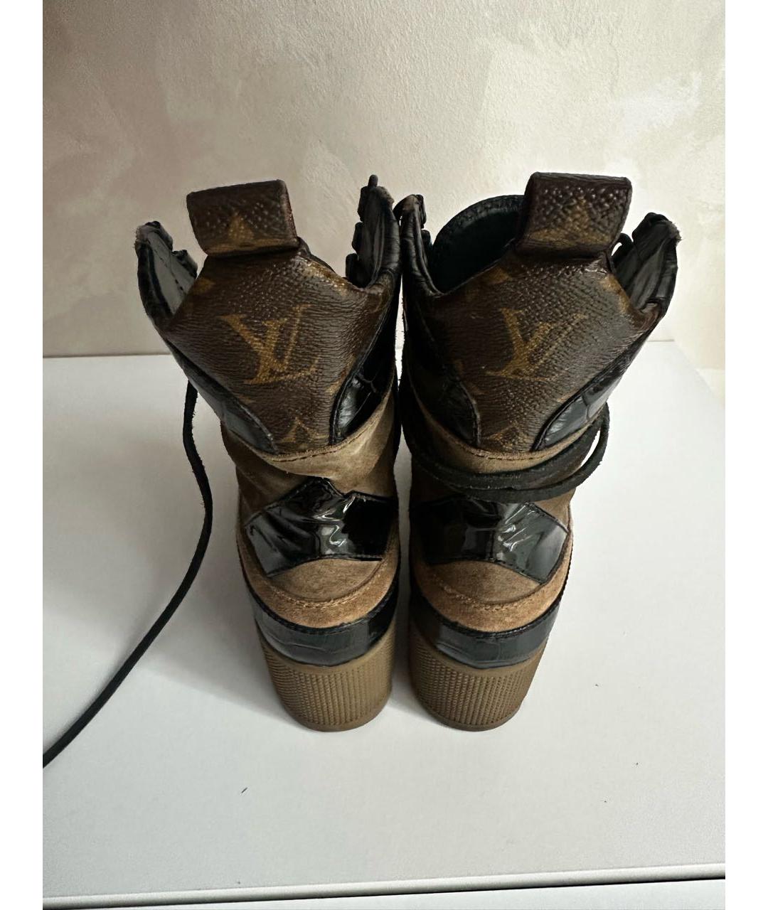 LOUIS VUITTON Коричневые замшевые ботинки, фото 3