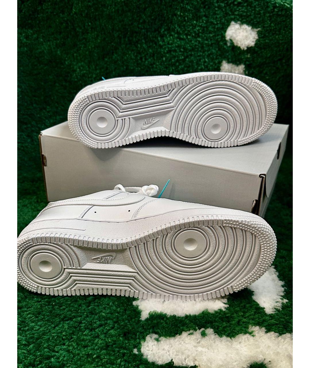 NIKE Белые кожаные низкие кроссовки / кеды, фото 5