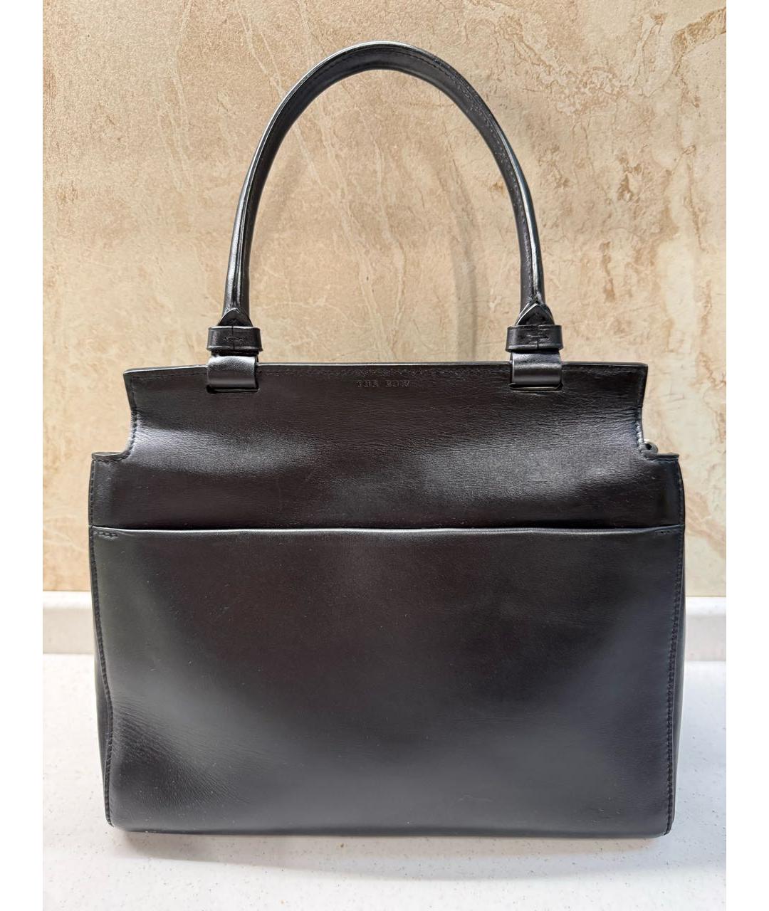 THE ROW Черная кожаная сумка с короткими ручками, фото 3
