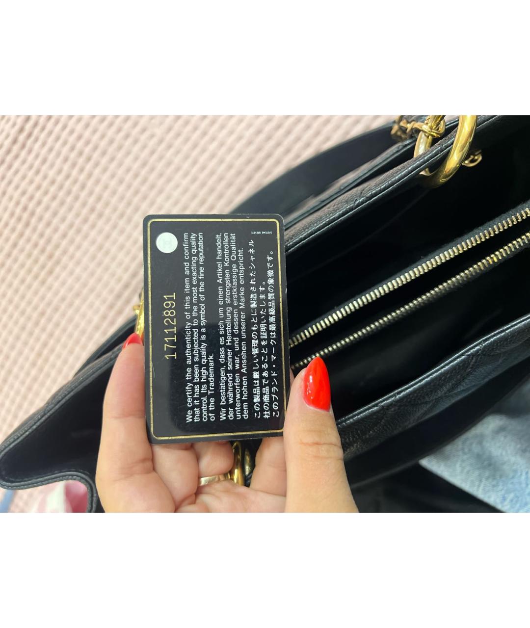 CHANEL Черная кожаная сумка тоут, фото 8