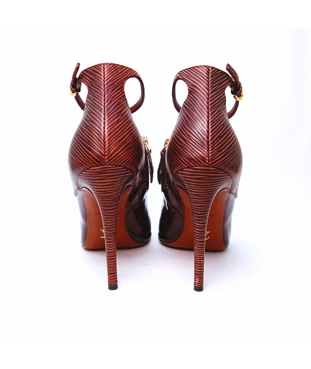 LOUIS VUITTON Бордовые туфли из лакированной кожи, фото 9