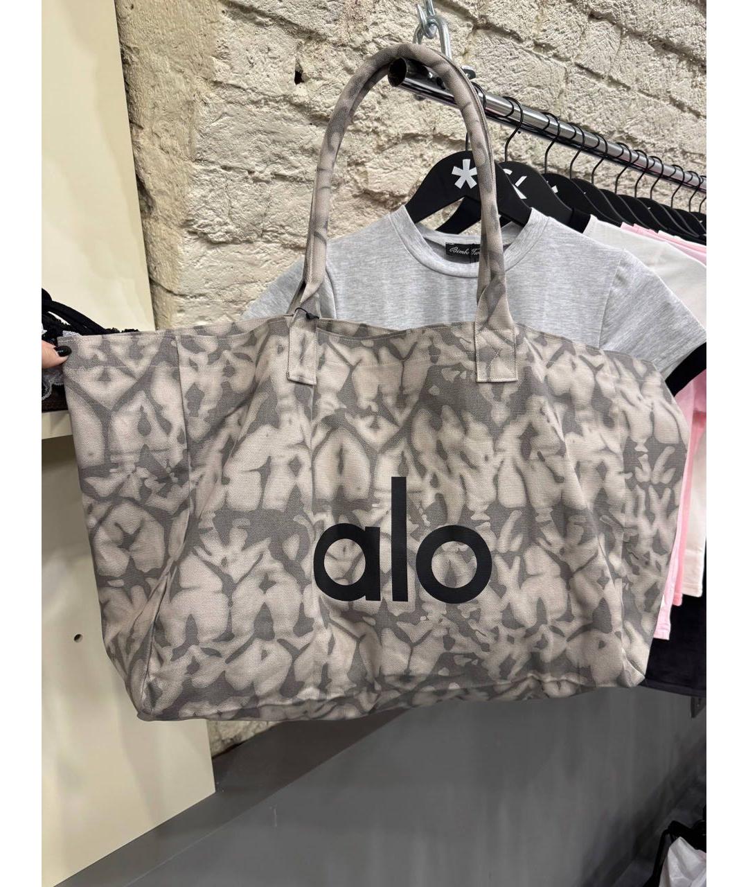 ALO YOGA Бежевая тканевая сумка тоут, фото 6