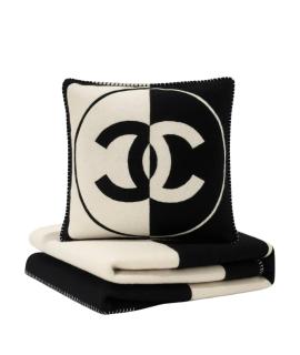 CHANEL Подушка и одеяло