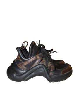 LOUIS VUITTON Кроссовки