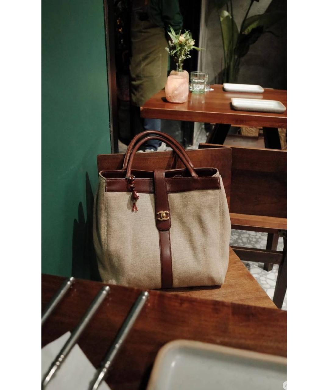 CHANEL Бежевая льняная сумка с короткими ручками, фото 9