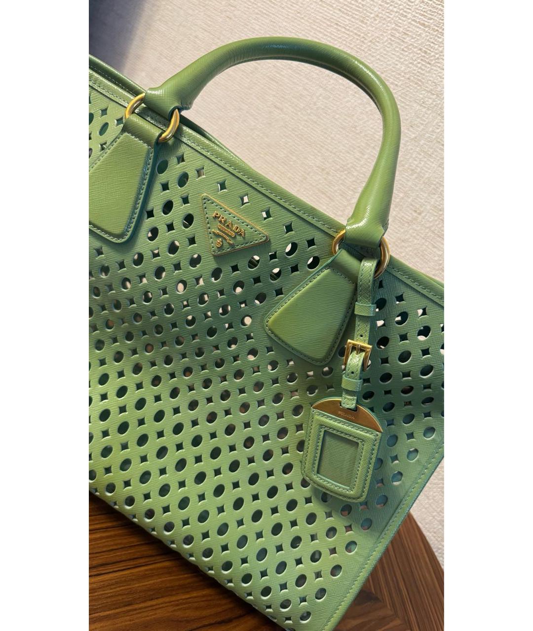 PRADA Зеленая кожаная сумка с короткими ручками, фото 5