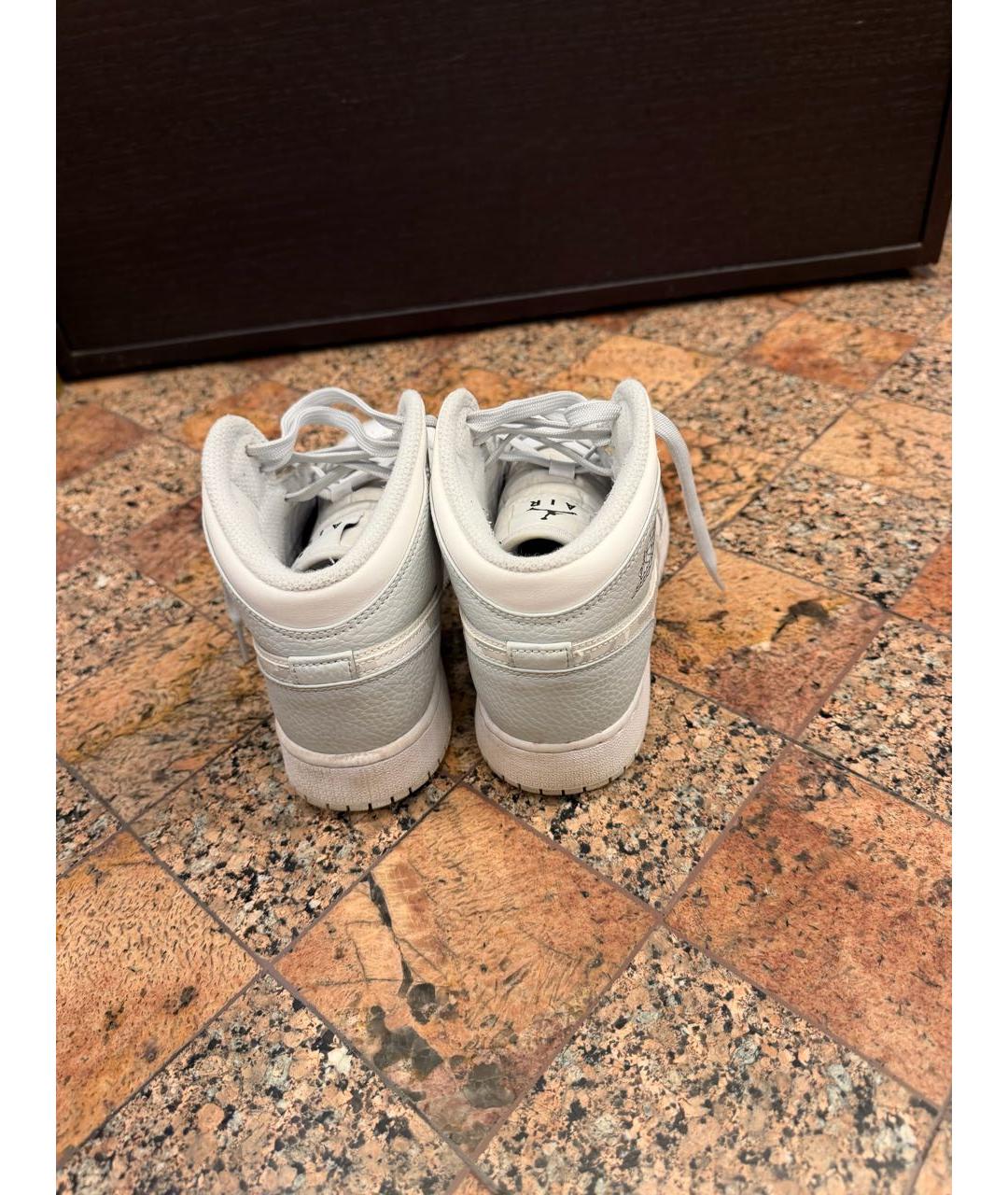 JORDAN Белые кожаные кроссовки, фото 3