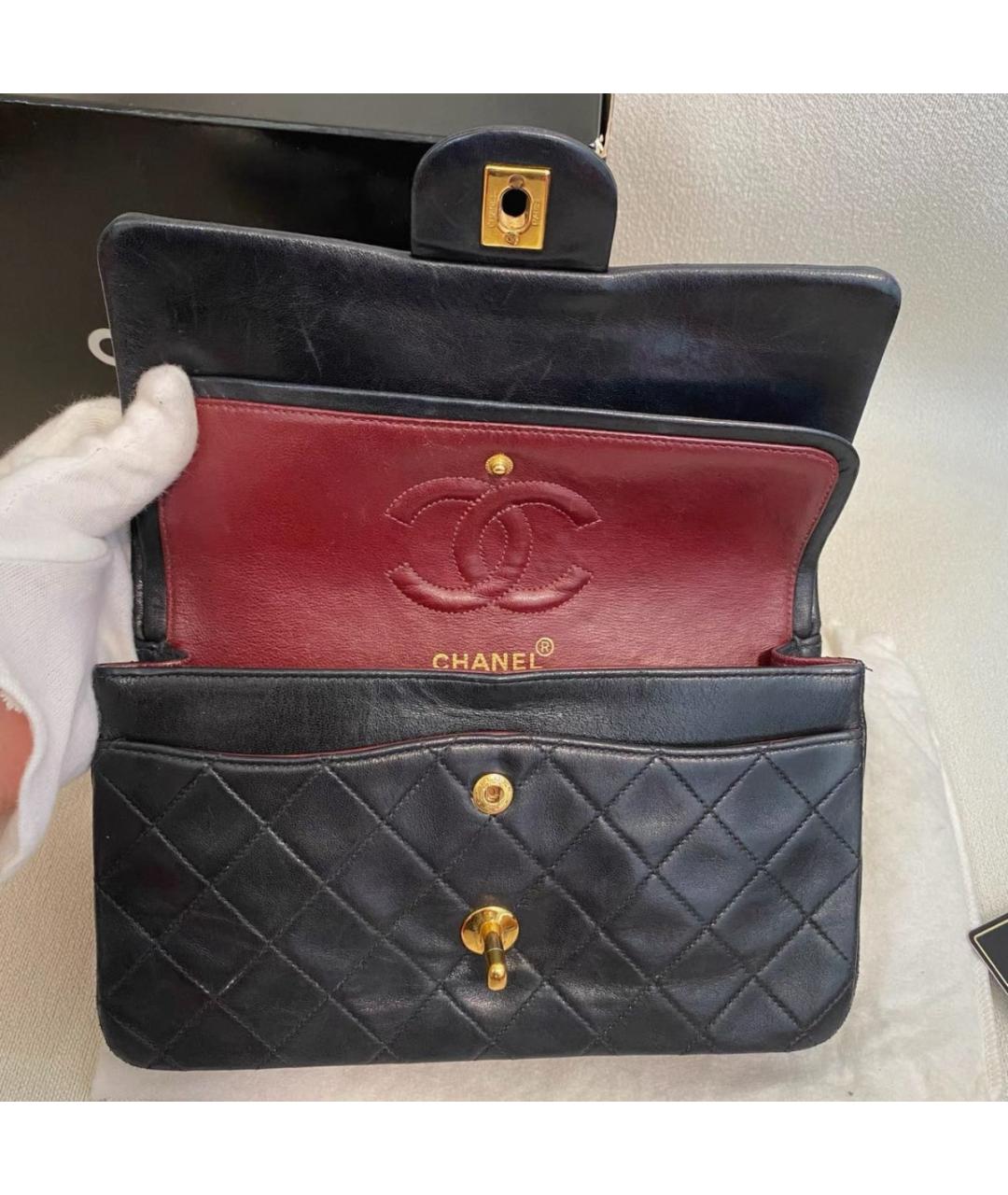 CHANEL Черная кожаная сумка через плечо, фото 7
