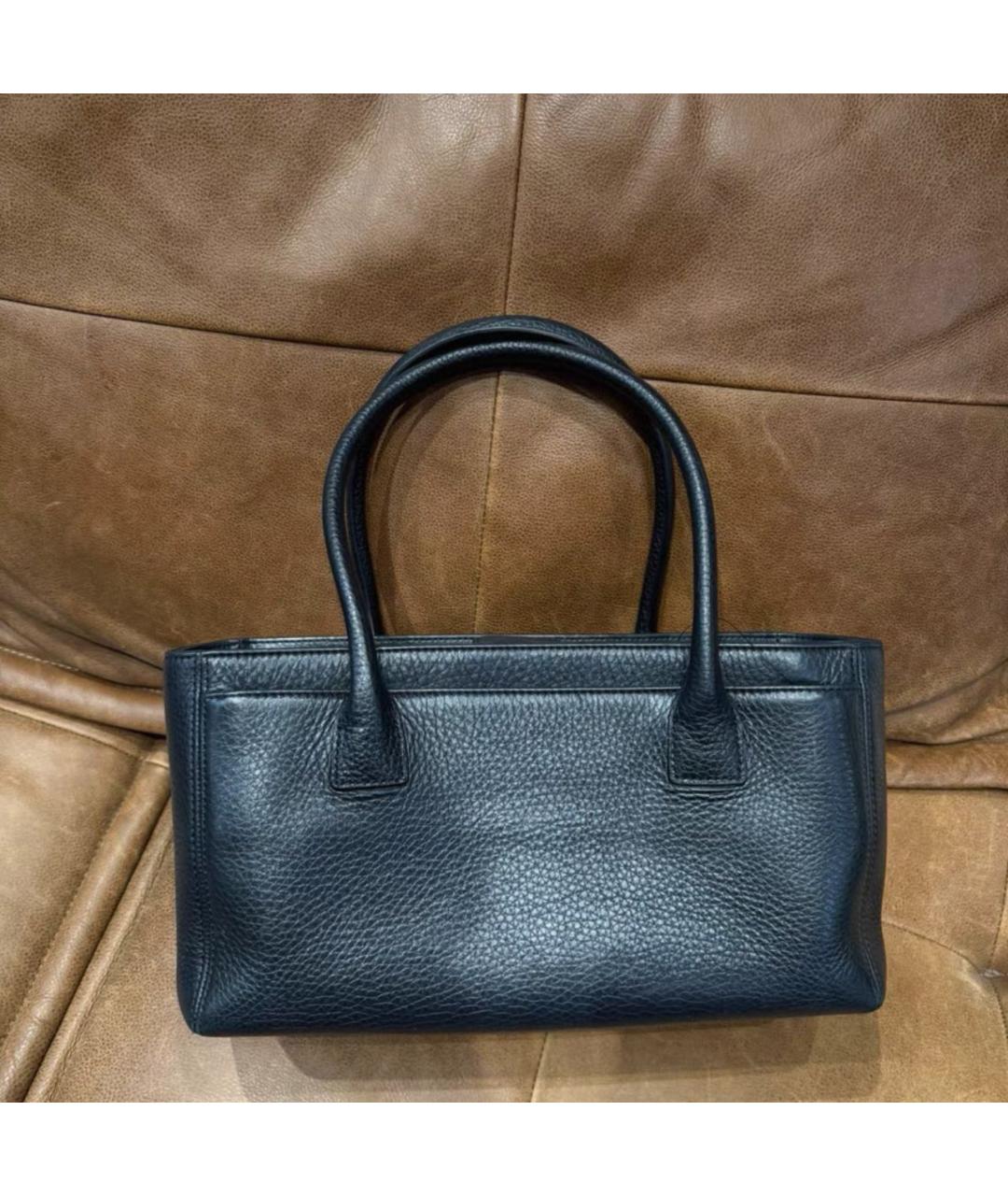 CHANEL Черная кожаная сумка тоут, фото 4