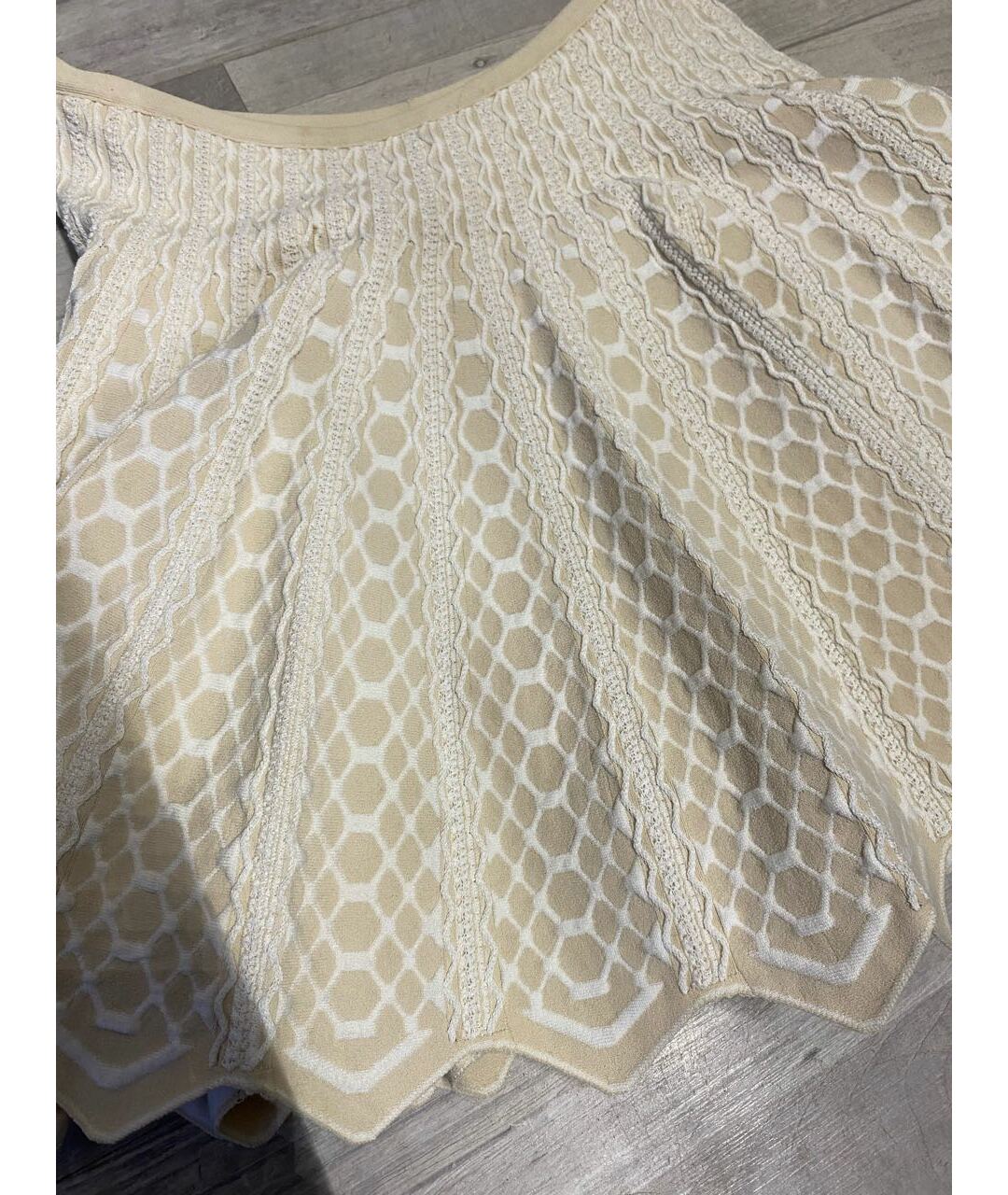 ALAIA Бежевая вискозная юбка-шорты, фото 3
