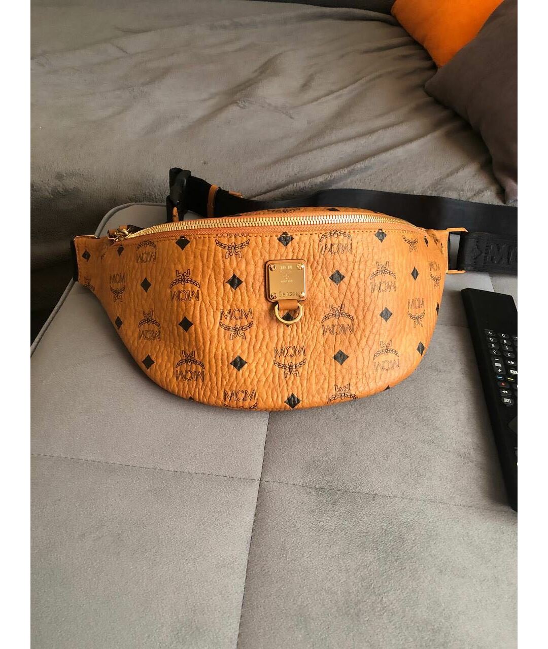 MCM Оранжевая кожаная поясная сумка, фото 2