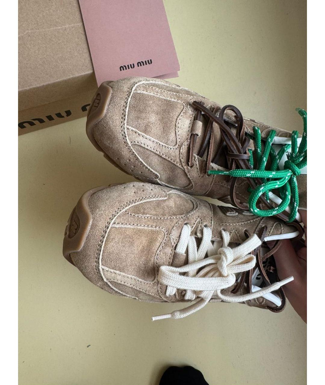 MIU MIU Коричневые замшевые кроссовки, фото 2