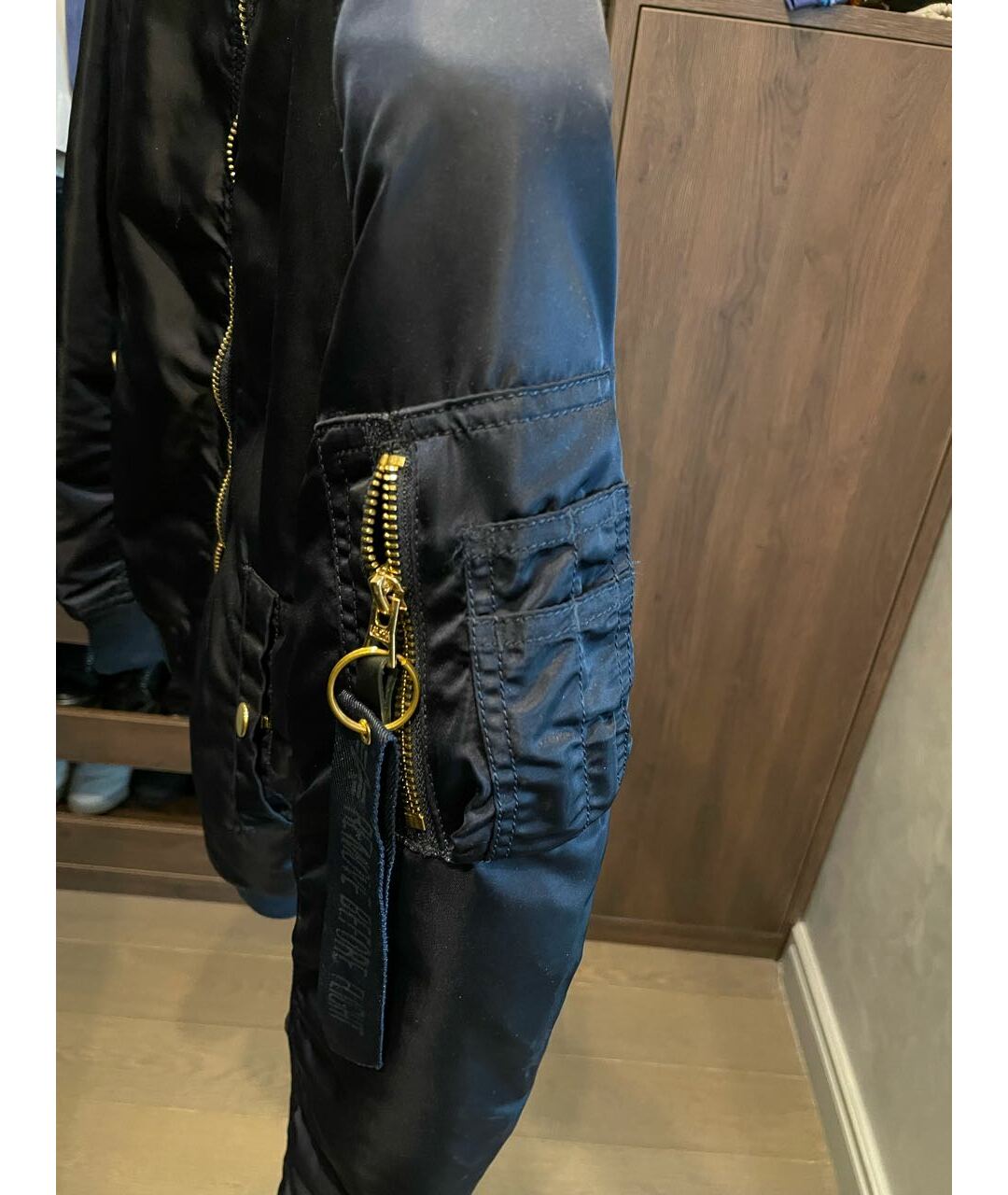 ALPHA INDUSTRIES Темно-синяя атласная куртка, фото 4