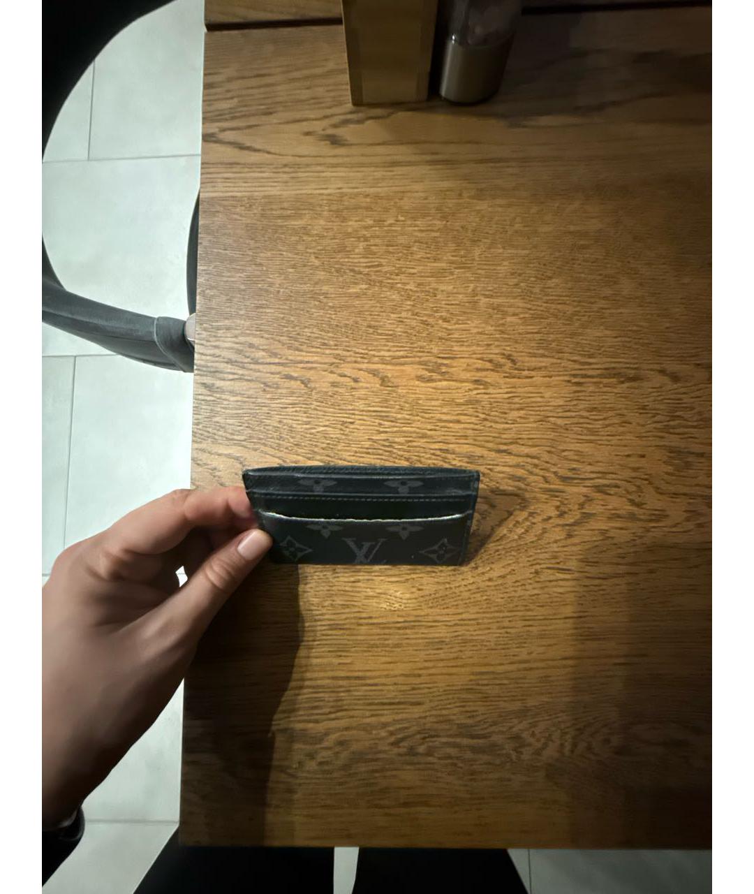 LOUIS VUITTON Черный кожаный кардхолдер, фото 3
