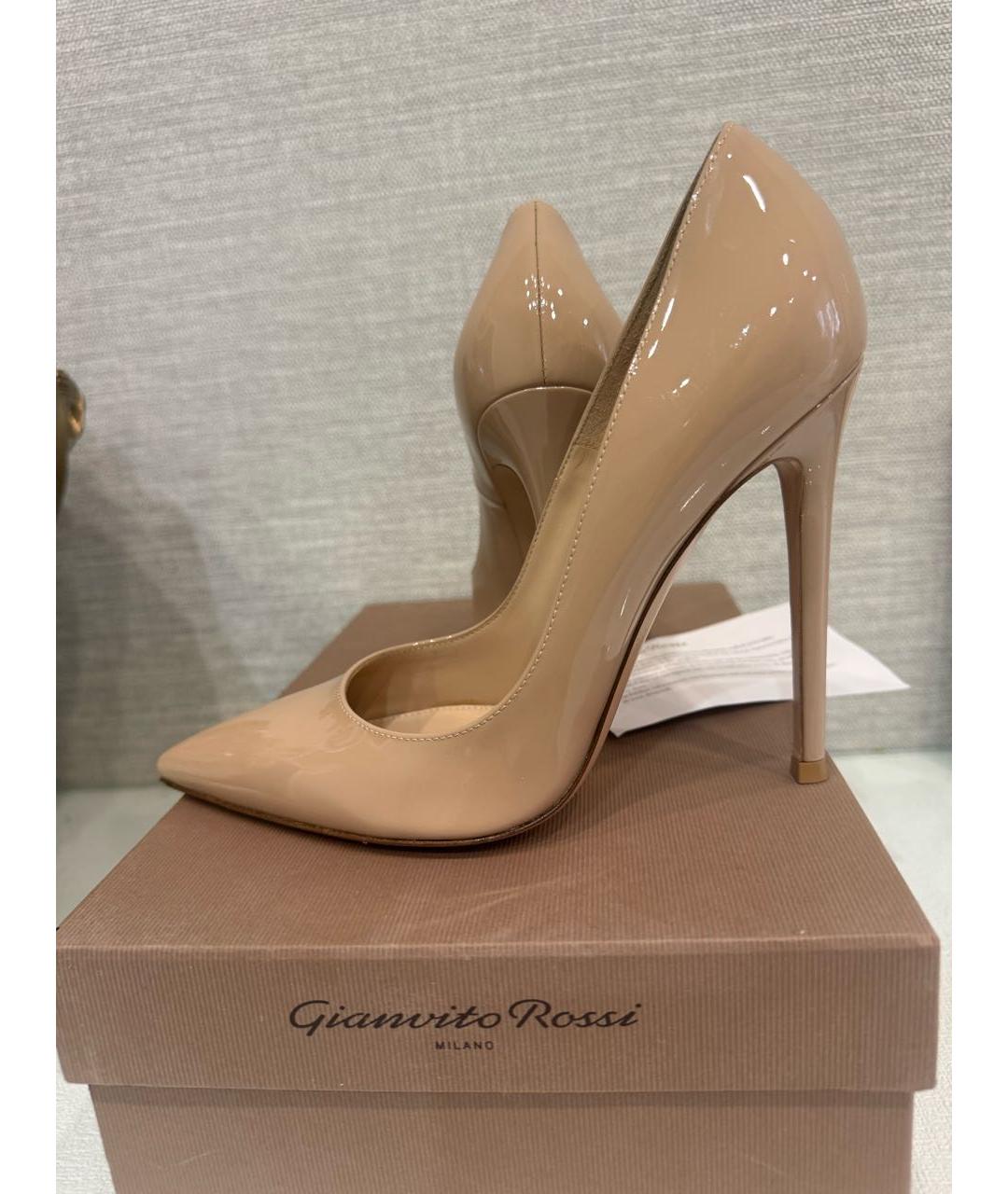 GIANVITO ROSSI Бежевые туфли из лакированной кожи, фото 7