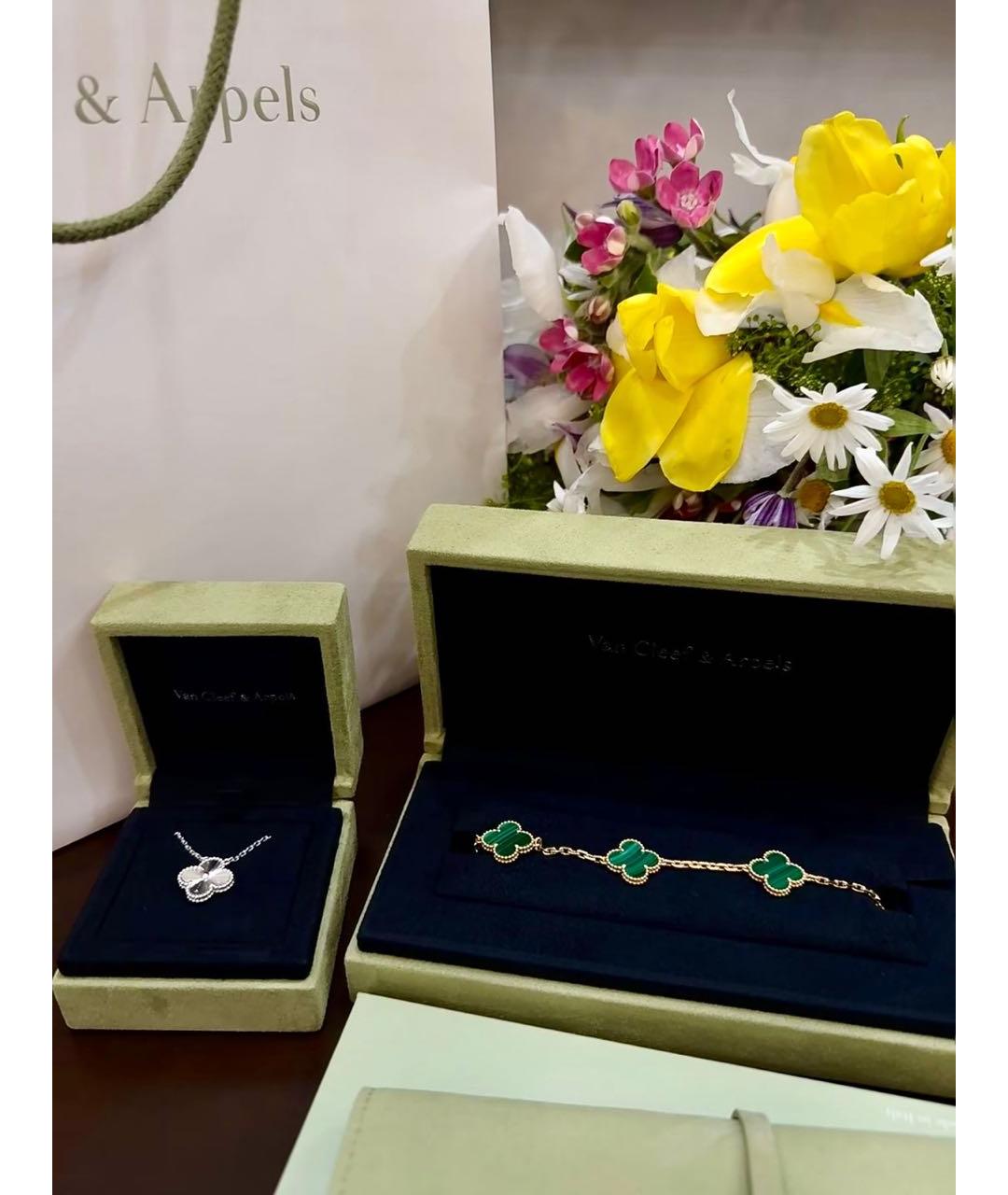 VAN CLEEF & ARPELS Зеленый браслет из желтого золота, фото 2