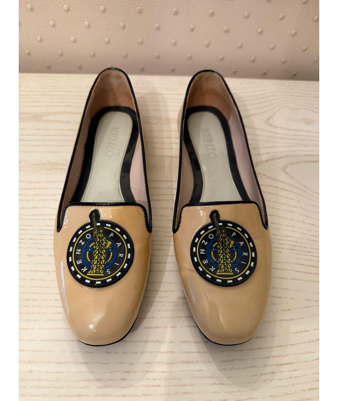 KENZO Бежевые лоферы из лакированной кожи, фото 2