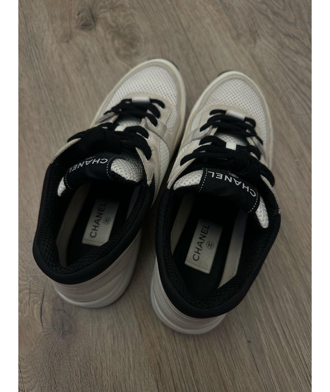 CHANEL Белые кожаные кроссовки, фото 3