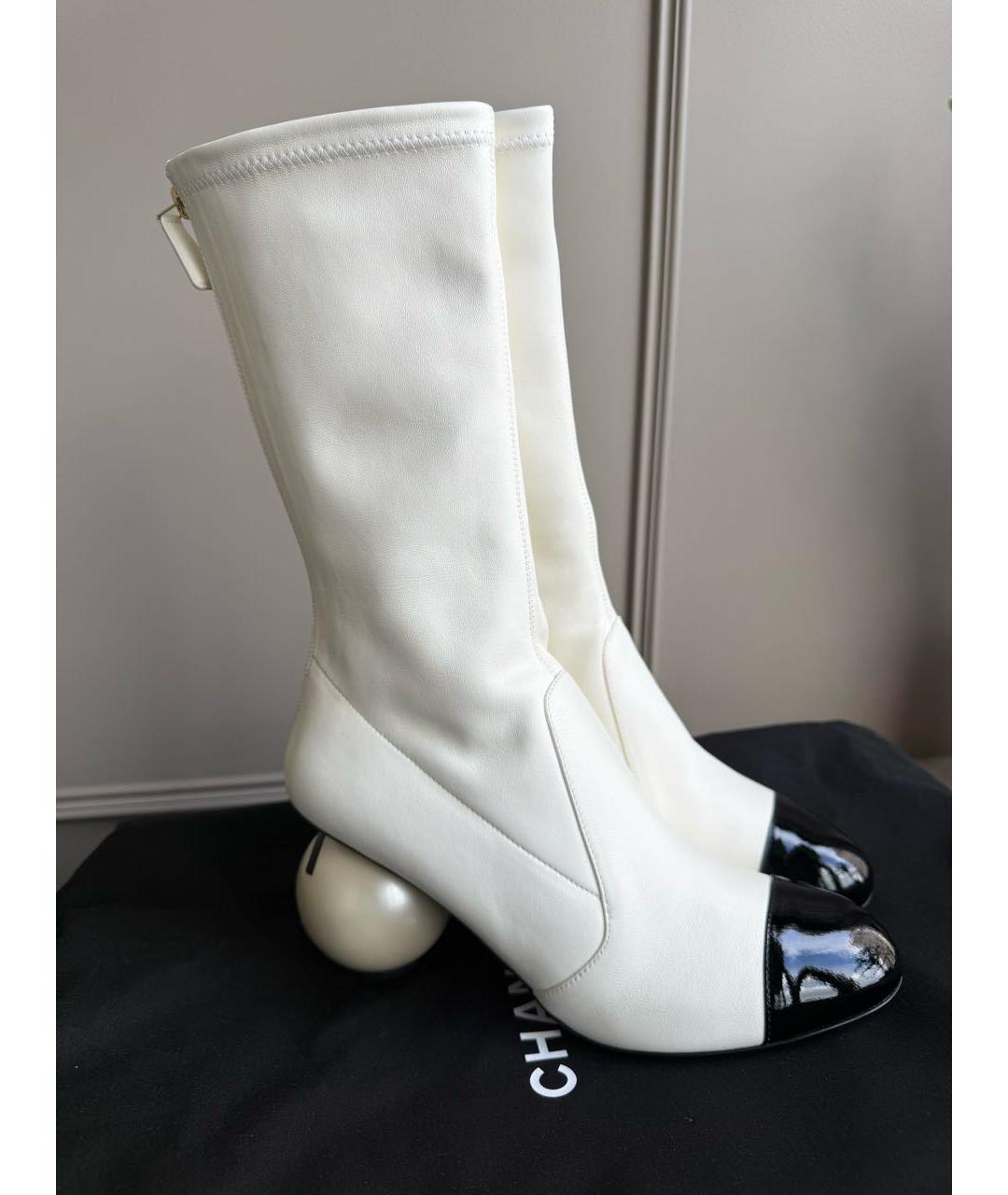 CHANEL Белые кожаные ботильоны, фото 5