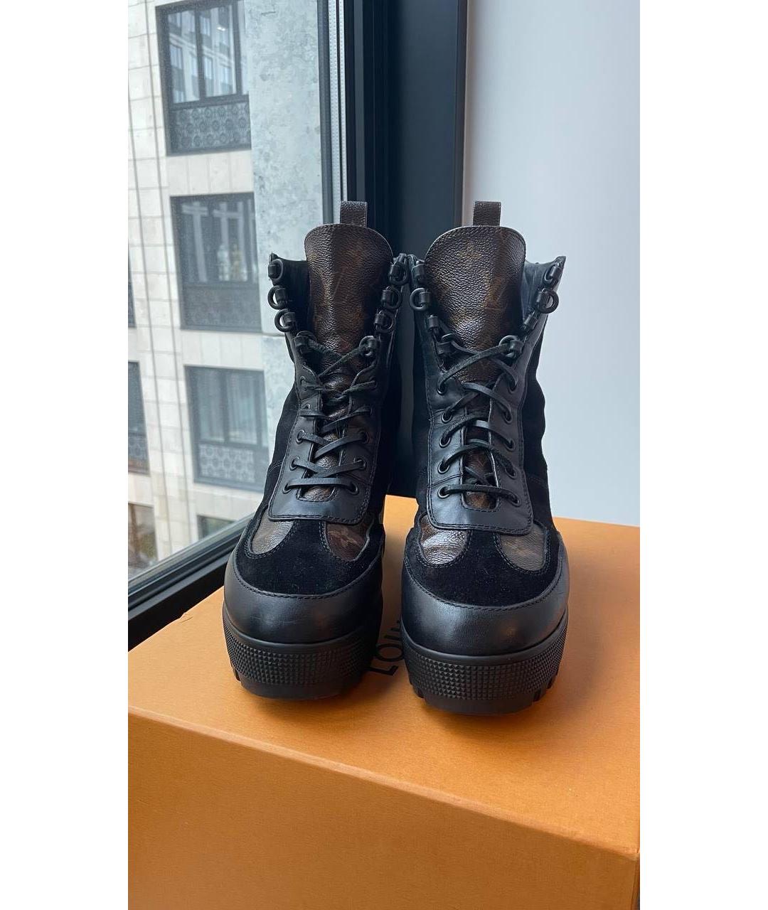 LOUIS VUITTON Черные замшевые ботинки, фото 2