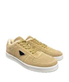 PRADA Низкие кроссовки / кеды