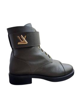 LOUIS VUITTON Ботинки