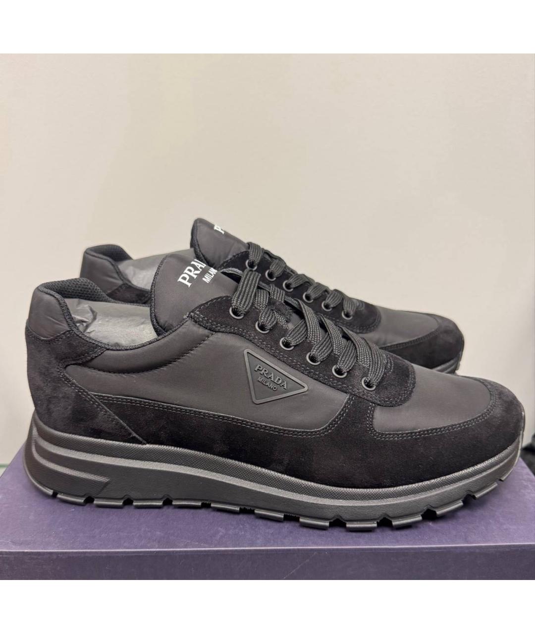 PRADA Черные замшевые низкие кроссовки / кеды, фото 3